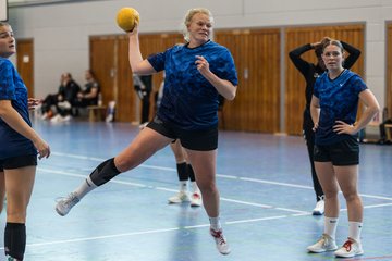 Bild 222 - F HSG Kremperheide/Muensterdorf - HSG Holstein Kiel/Kronshagen : Ergebnis: 31:26